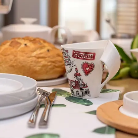 卡姆帕内尔豪华公寓 公寓 斯普利特