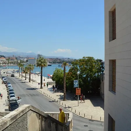 Luxury Kampanel Apartman Split